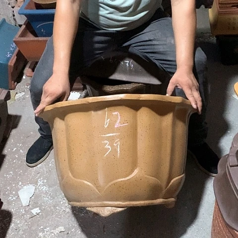 紫砂花盆手工艺品