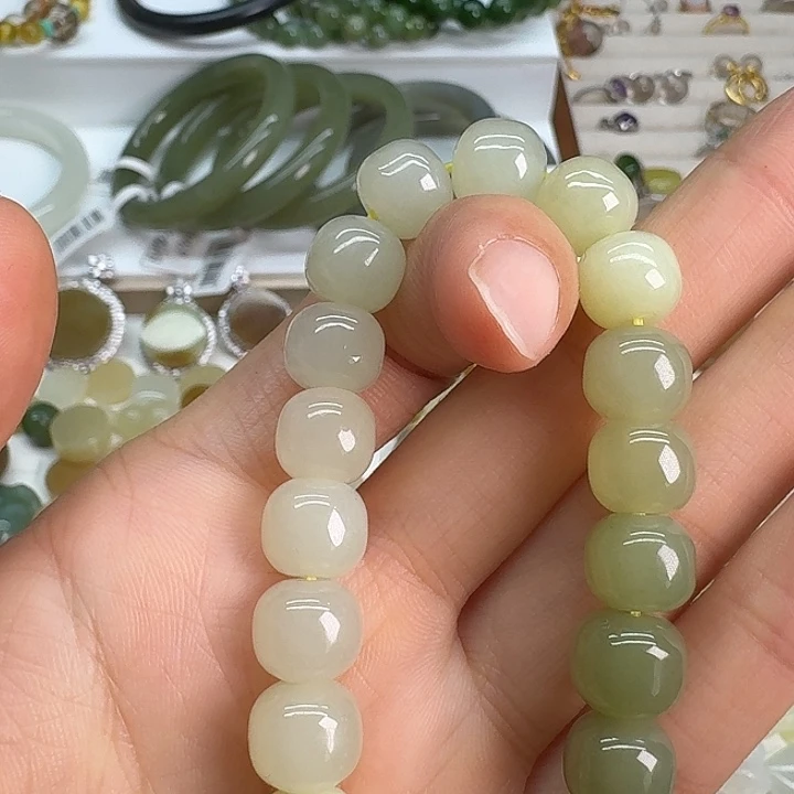 和田玉未镶嵌手链