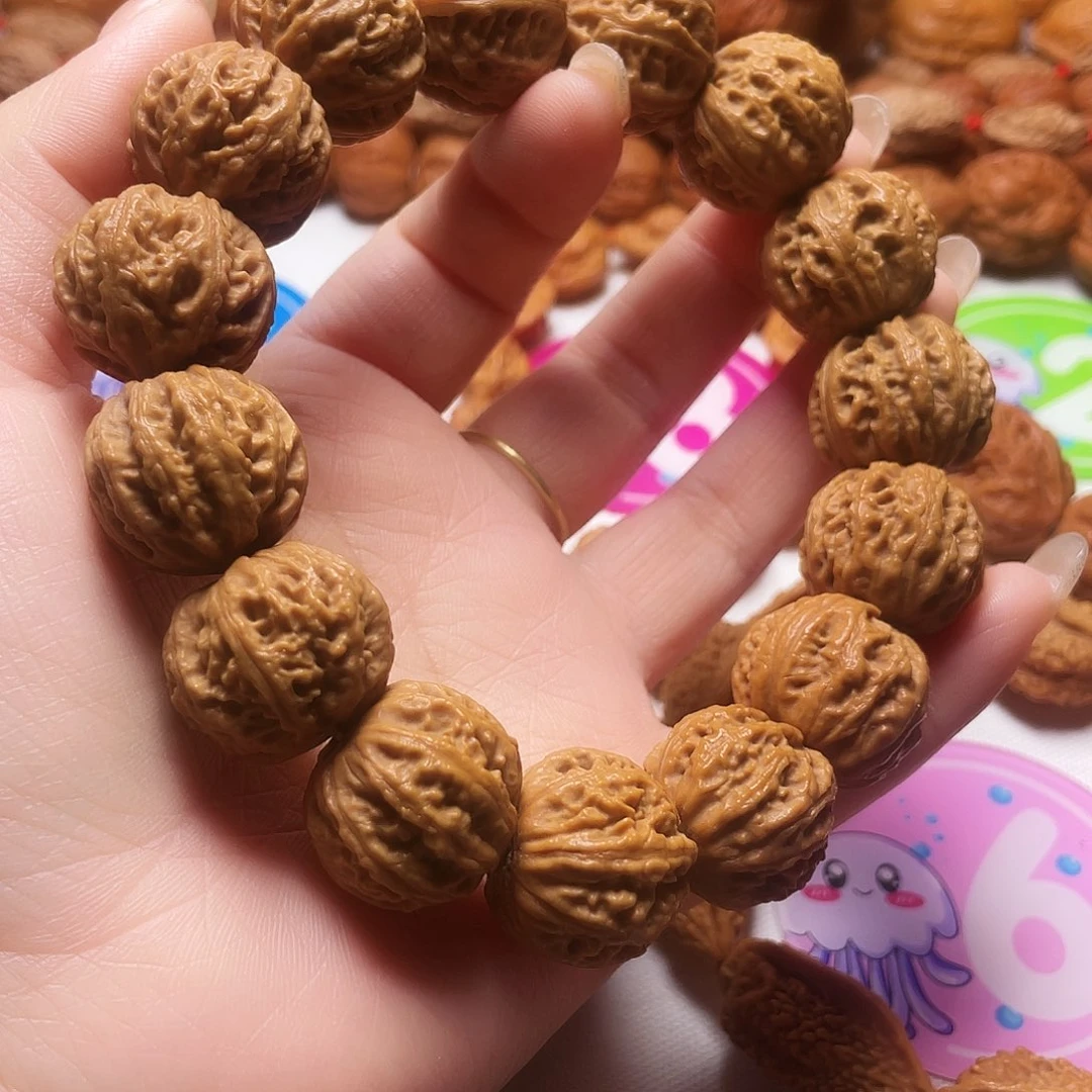 文***g文玩核桃吊坠京八棱