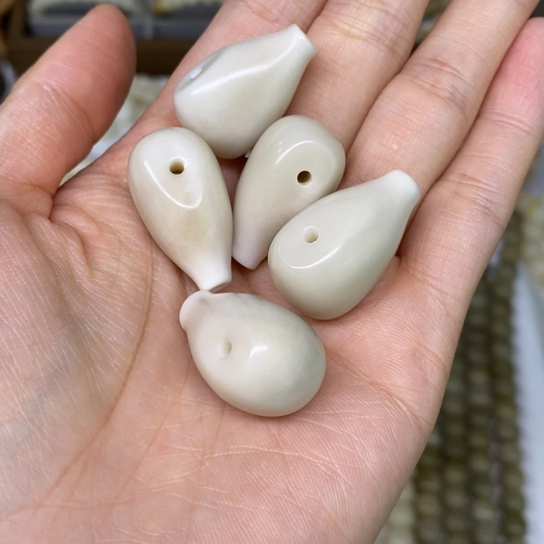 吊坠菩提根/象牙果象牙果水瓶三通卡16左右微瑕不挑