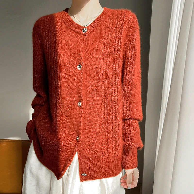 超软丝羊绒鼓波圆领开衫女七针双股麻花慵懒外搭75山羊绒25桑蚕丝