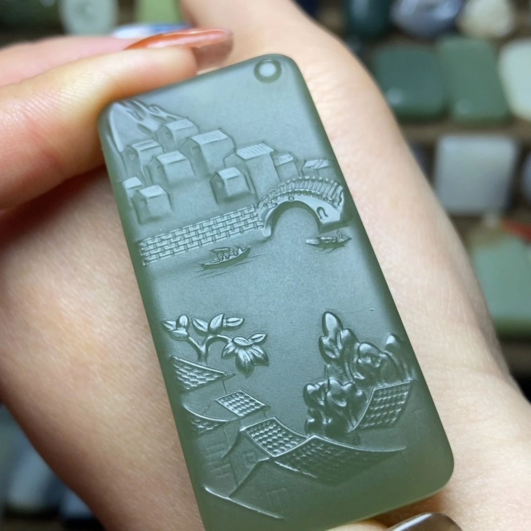 和田玉颈饰未镶嵌