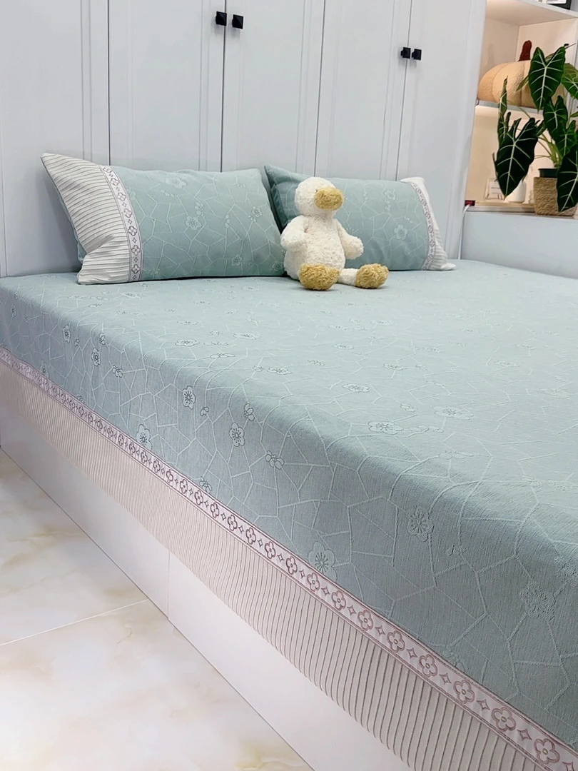 (花语)冬季上新加厚简约纯色雪尼尔四季防滑榻榻米床盖炕盖可机洗