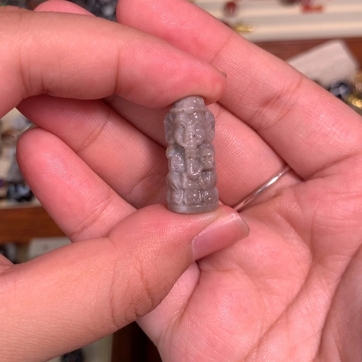 未镶嵌颈饰玛瑙/玉髓42