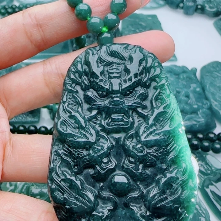 翡翠未镶嵌颈饰多样性发货天然A货翡翠