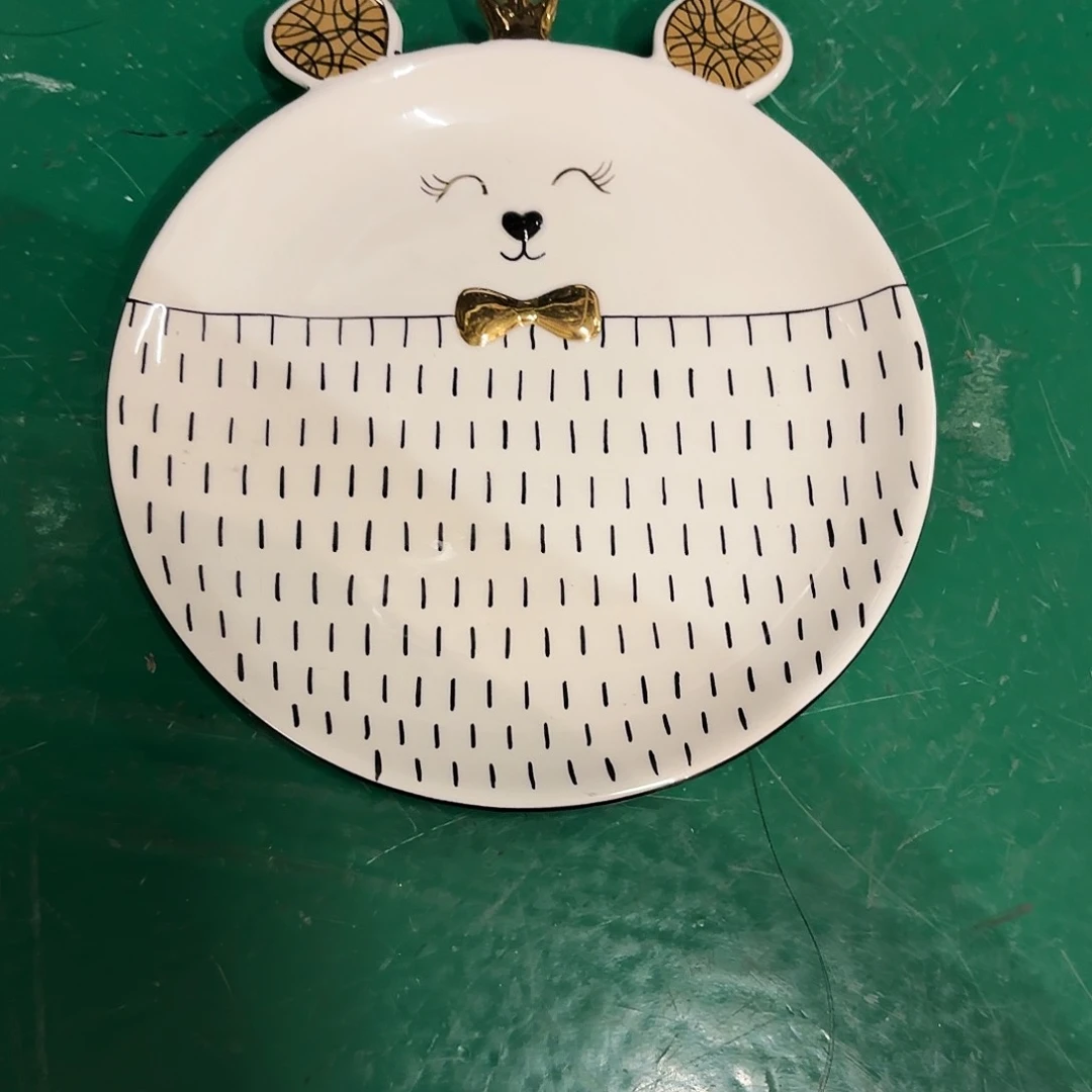 毛*雨陶瓷艺术设计中心