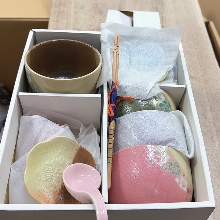 瓷片噗噗哈哈哈哈哈噗哈哈哈哈哈哈哈哈哈