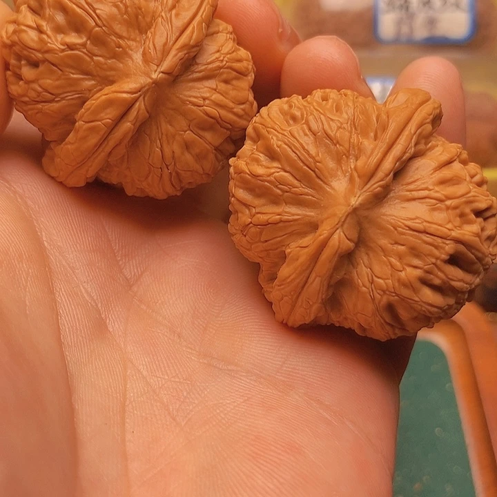 文玩核桃把件44全品粗筋元宝