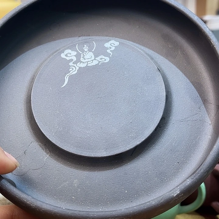 微瑕和小礼物一起带走你爱不