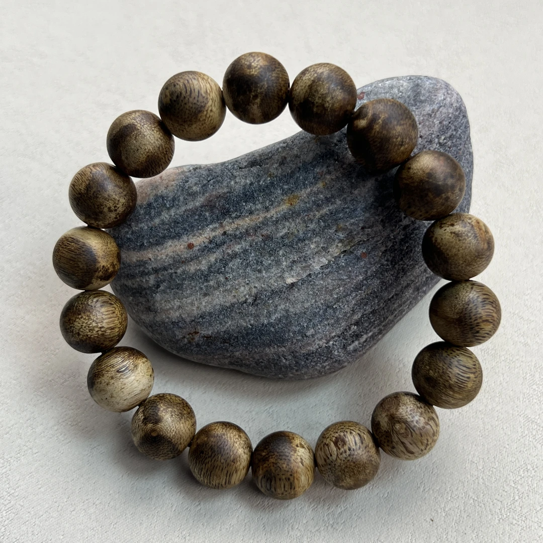 YH-026130海南五指山棋楠沉香1.2单圈约10g