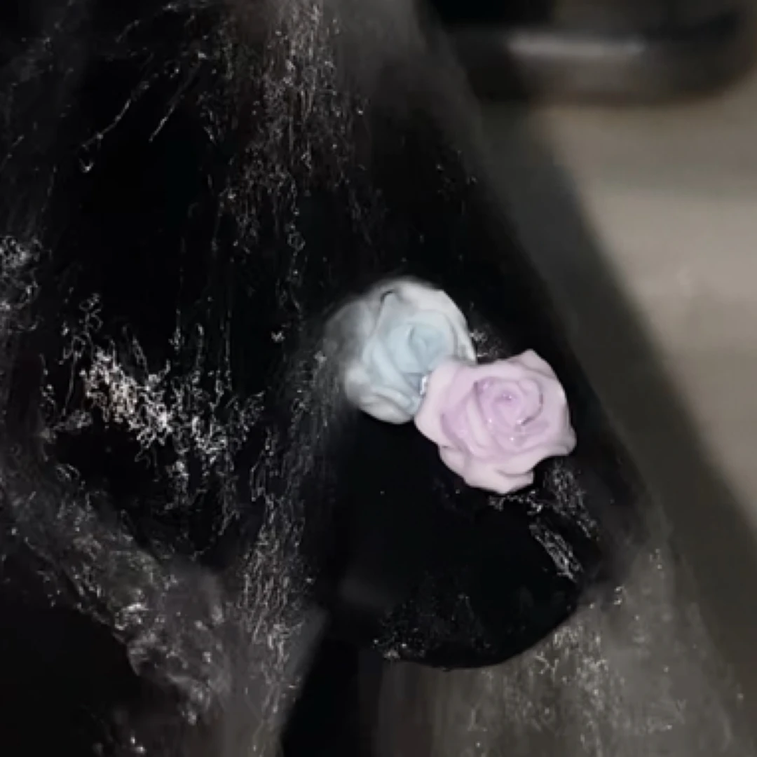 钛钢硅胶耳饰 ins风水中玫瑰花舌钉人鱼姬碎冰蓝舌钉钛钢穿刺饰品