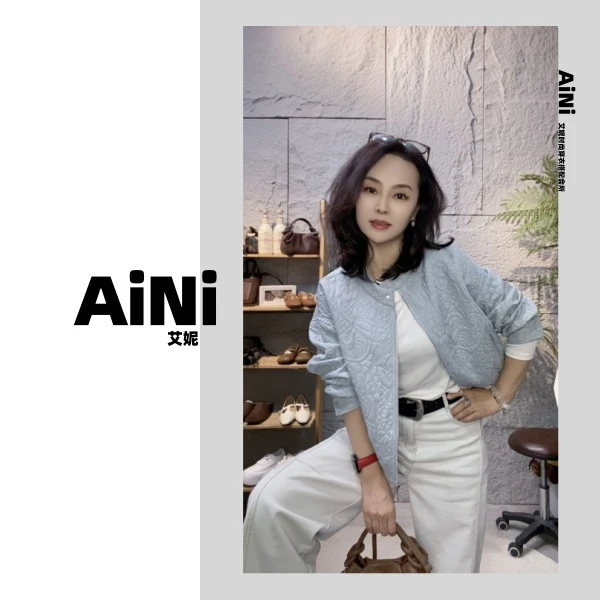 《艾妮家》欧货浮雕设计款减龄外套6785