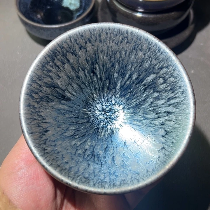 茶盏好吧那我们去找地方