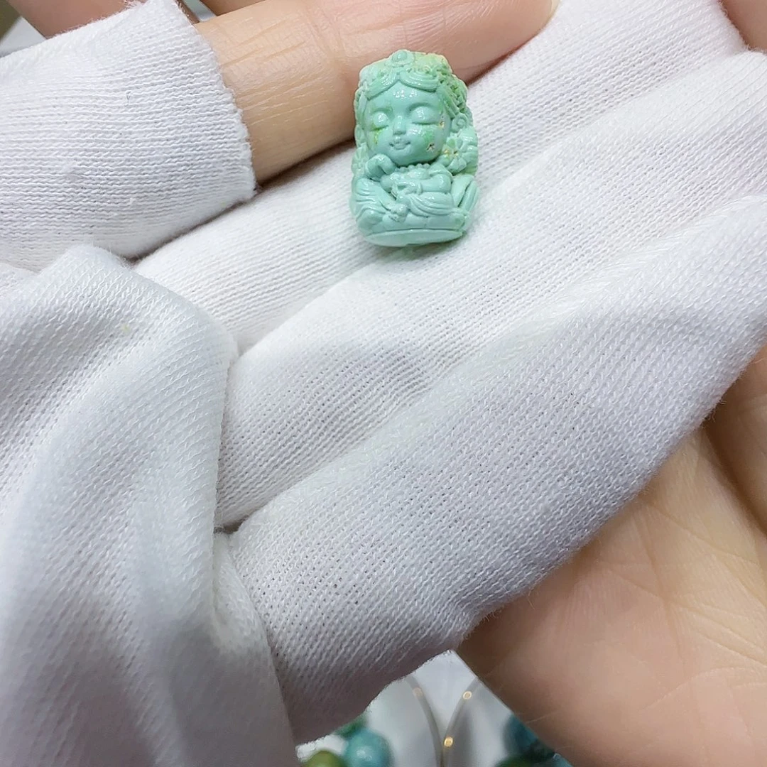 未镶嵌绿松石原矿绿松石