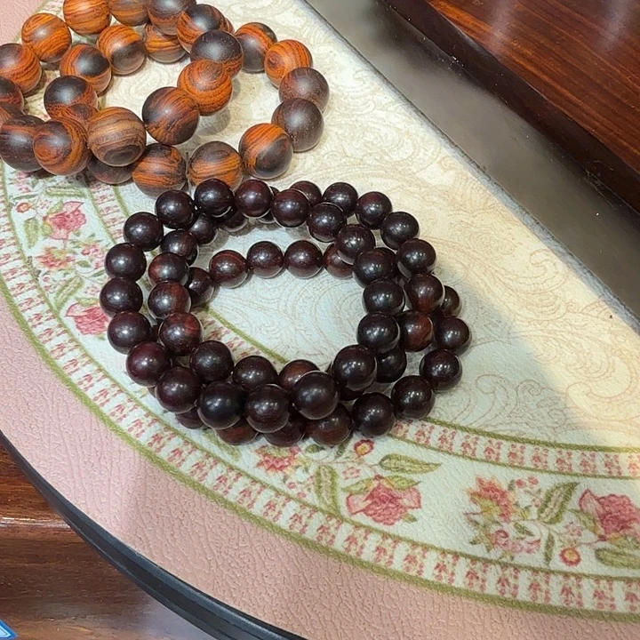檀香紫檀（小叶紫檀）手串1.8