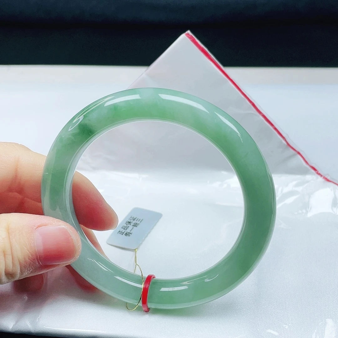 翡翠未镶嵌手镯（圆镯）58➕圈口