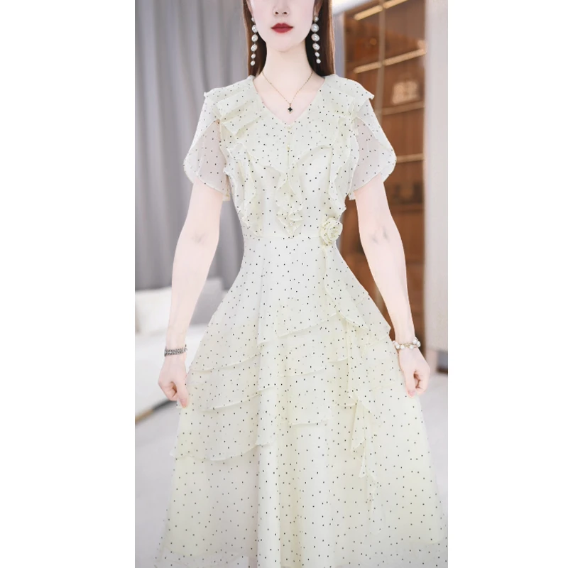 【连衣裙】夏季V领新款显瘦纯色圆点日常通勤连衣裙M-4XL