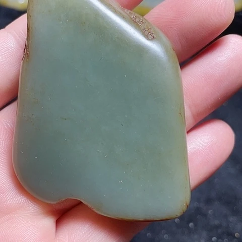 套链未镶嵌和田玉（糖玉）