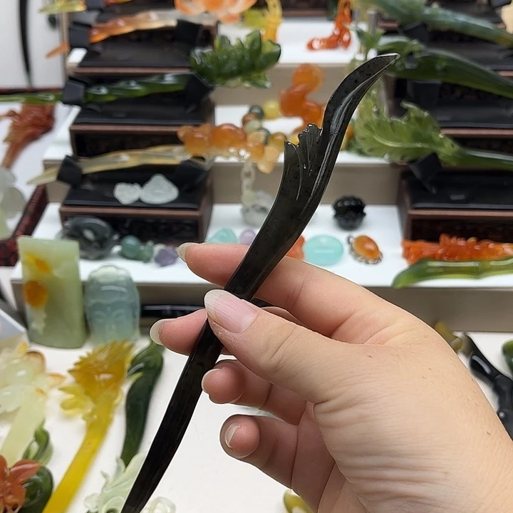 蛇纹石玉未镶嵌岫玉发簪