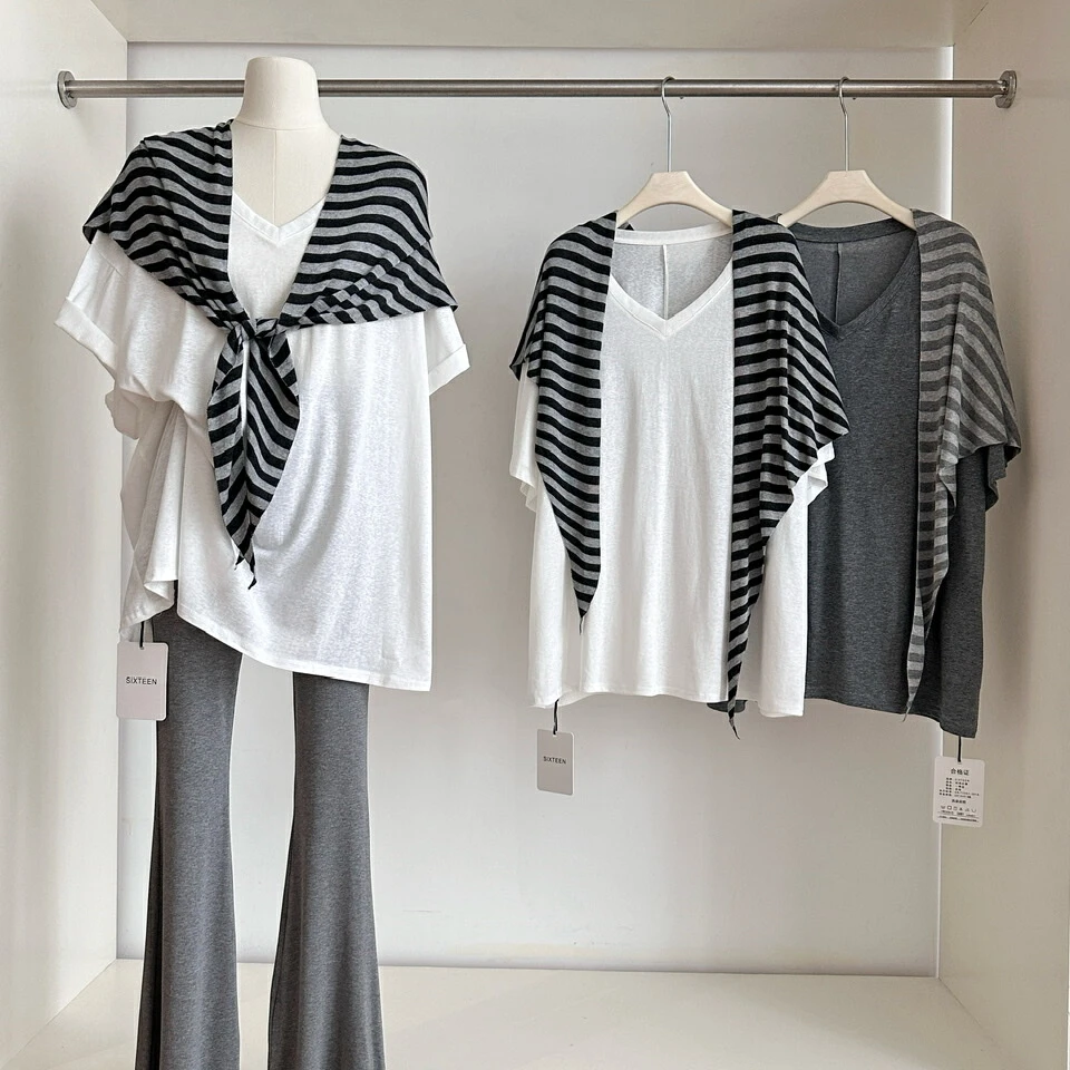 慵懒风宽松白色V领短袖T恤女夏宽松百搭上衣条纹披肩两件套