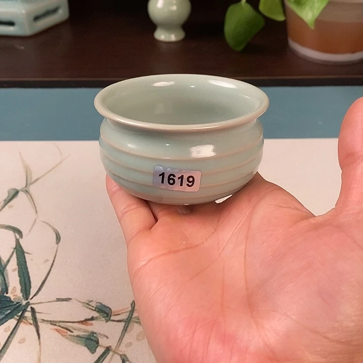 汝瓷1619一级旋纹缸杯