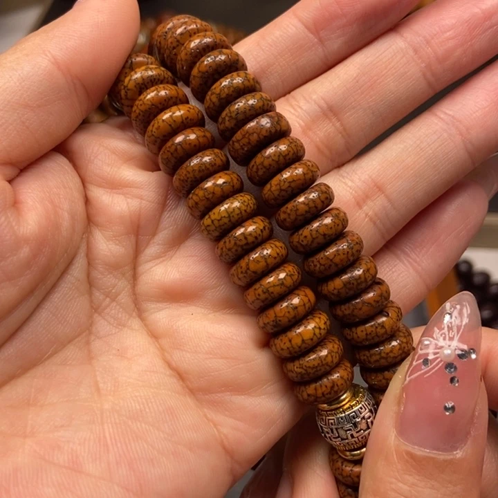 星月菩提吊坠不****）菩提