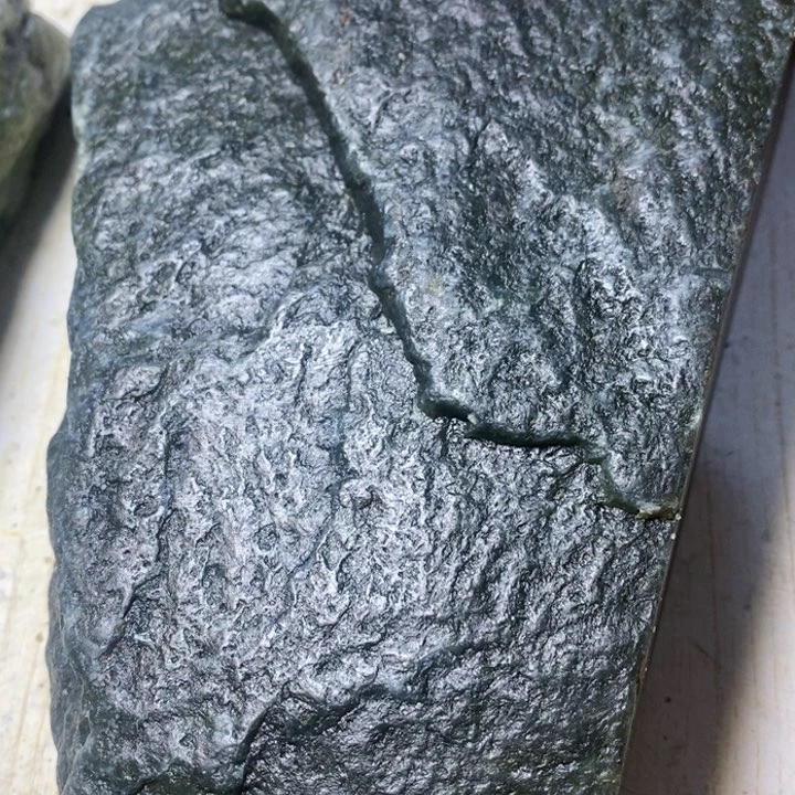 透闪石质玉珠宝半成品未镶嵌