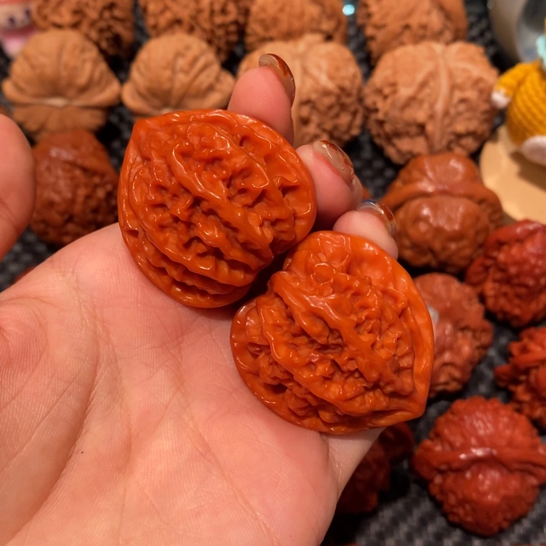 秋***雾文玩核桃吊坠36血灯笼，0661