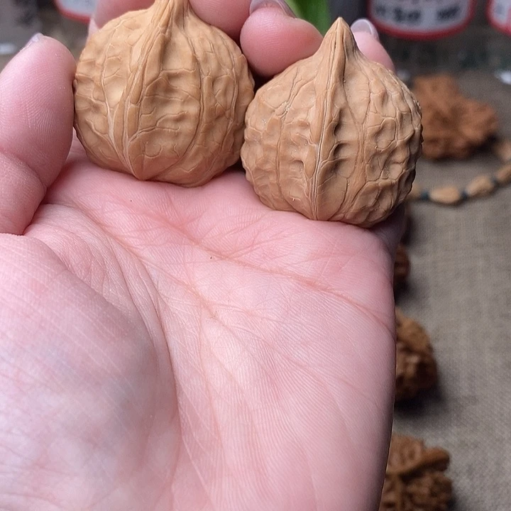 文玩核桃吊坠龟甲纹