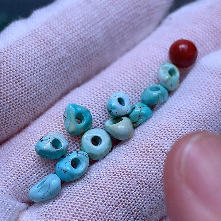 未镶嵌南红玛瑙珠宝奇石