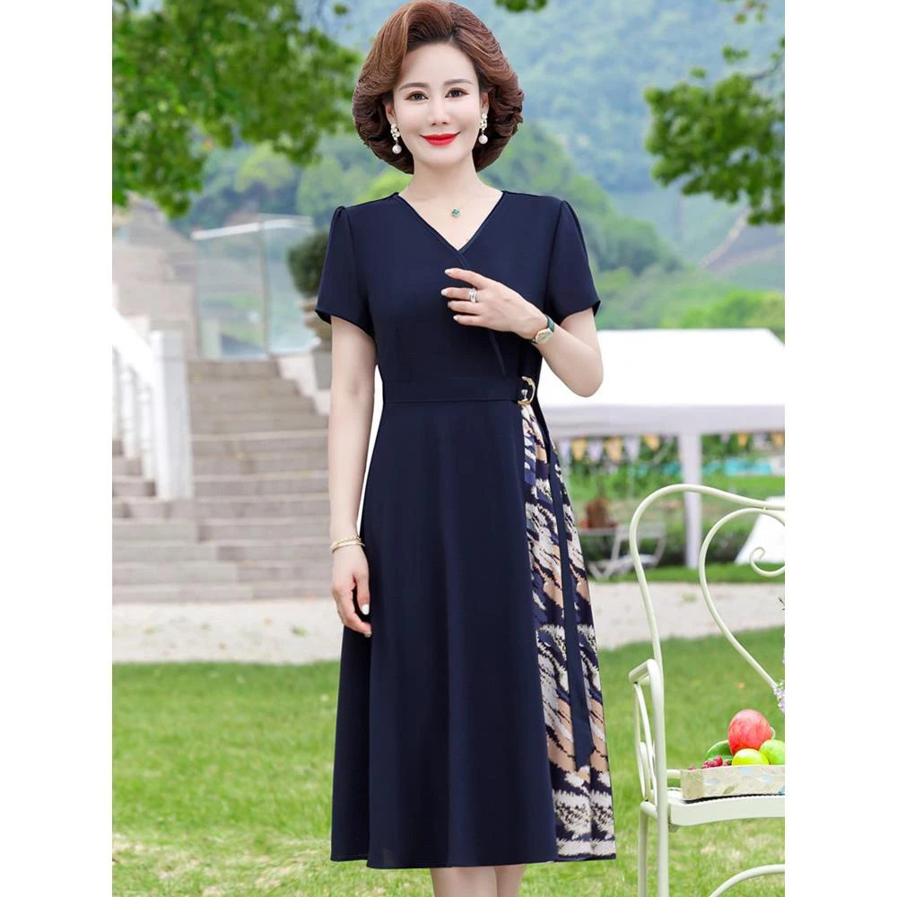 妈妈夏装短袖洋气连衣裙女新款中年女士夏季气质减龄长裙显瘦裙子