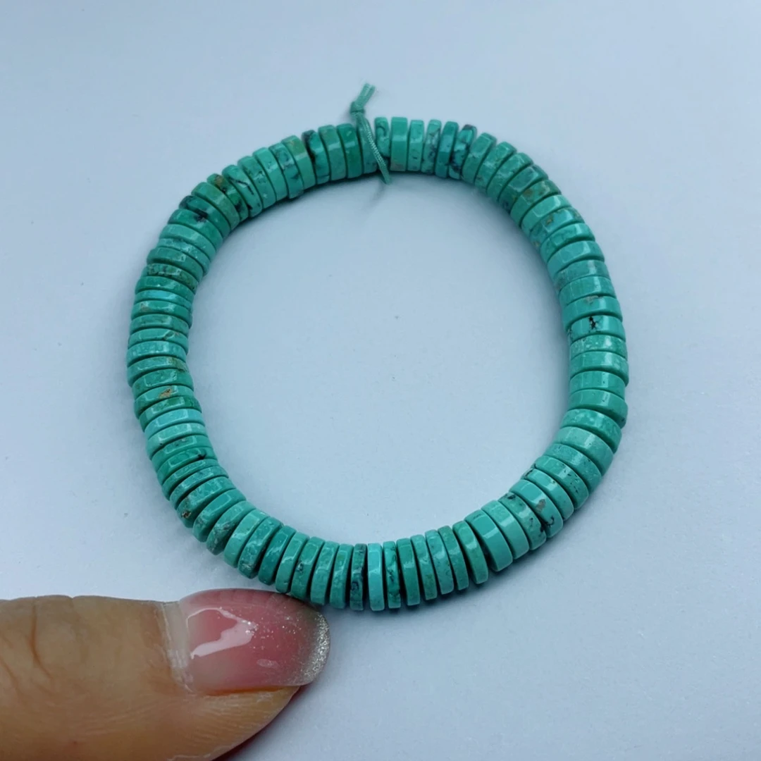 绿松石颈饰未镶嵌