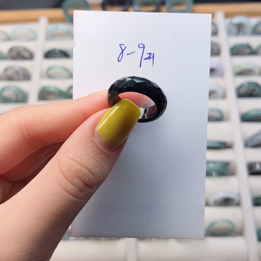 翡翠戒指未镶嵌戒指