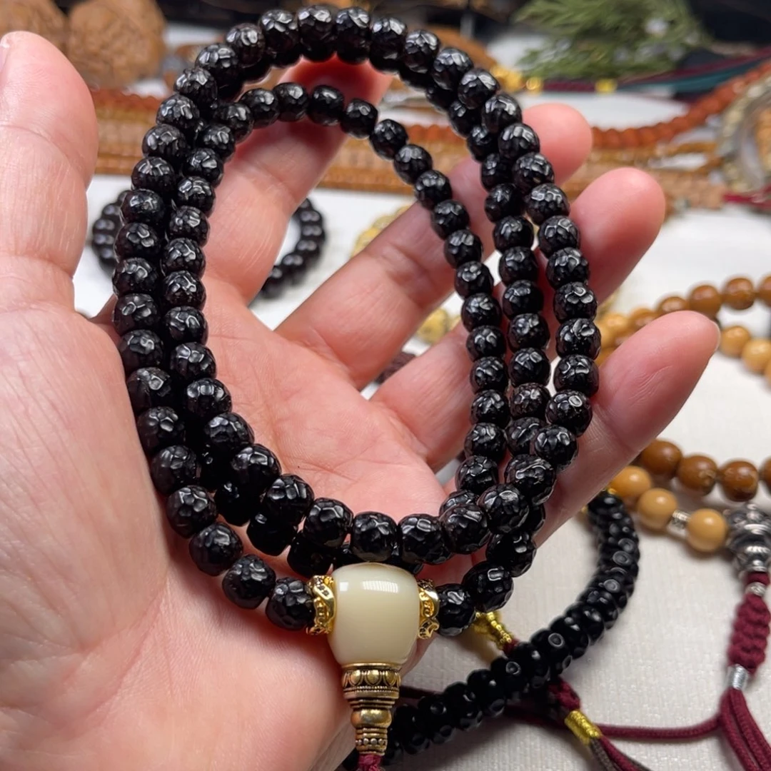 椰蒂吊坠566778889999999