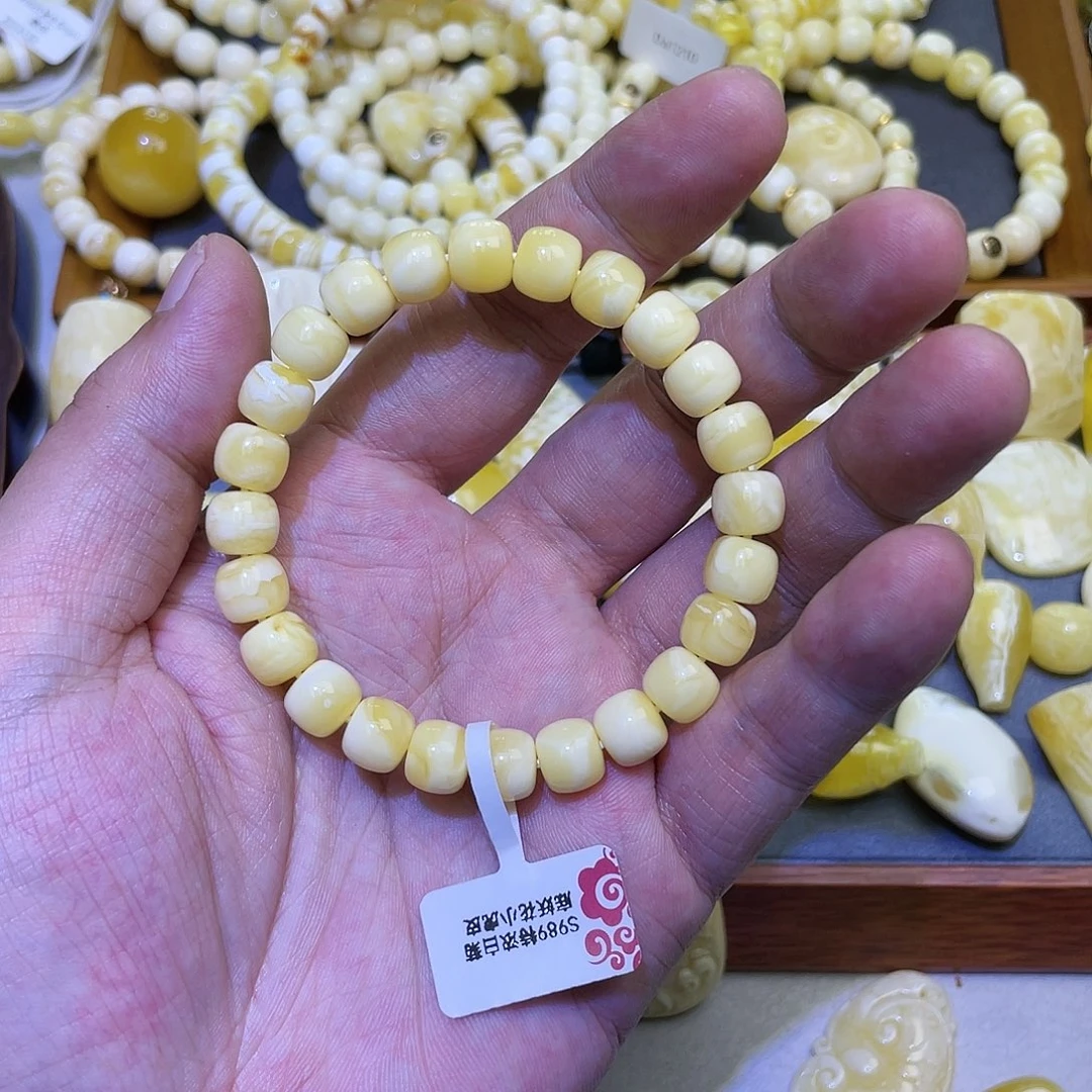 蜜蜡手串未镶嵌8.8mm石膏底特浓白妖花虎皮
