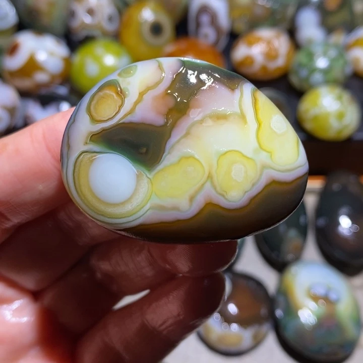 未镶嵌玛瑙/玉髓珠宝半成品89