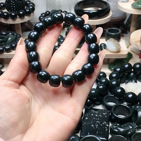 【闪购商品】未镶嵌手链和田玉