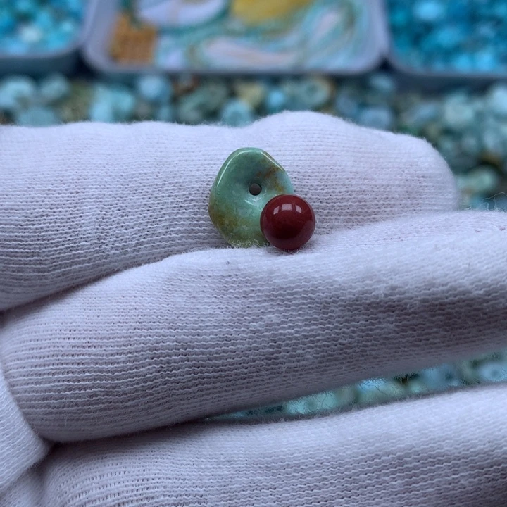 南红玛瑙未镶嵌珠宝奇石