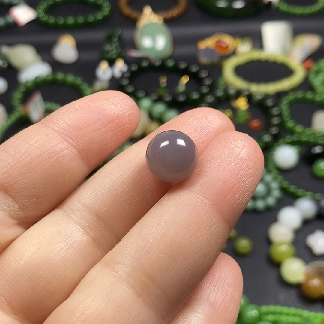 细***风和田玉未镶嵌颈饰12mm