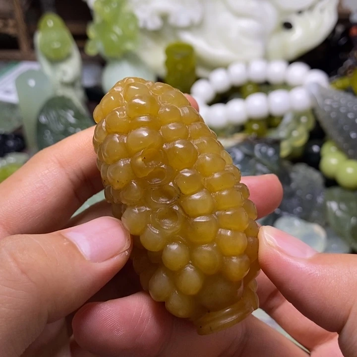 岫玉未镶嵌岫玉颈饰