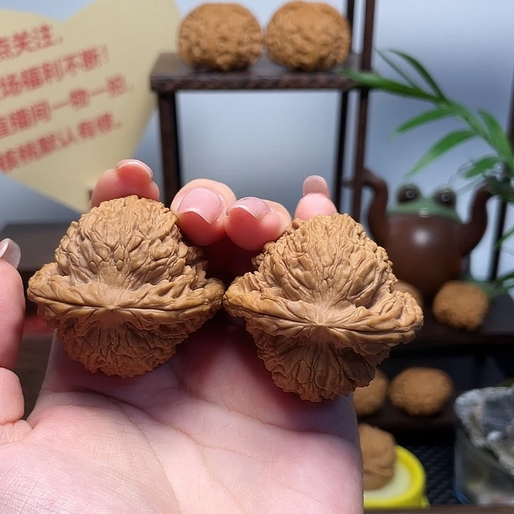 沙***漏文玩核桃把件南疆石44闪12