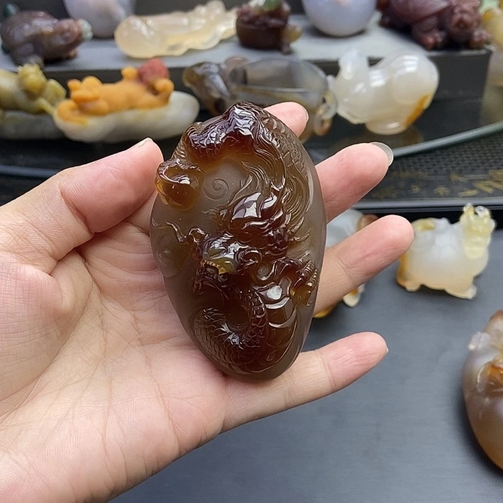 未镶嵌其他石英质玉人*久