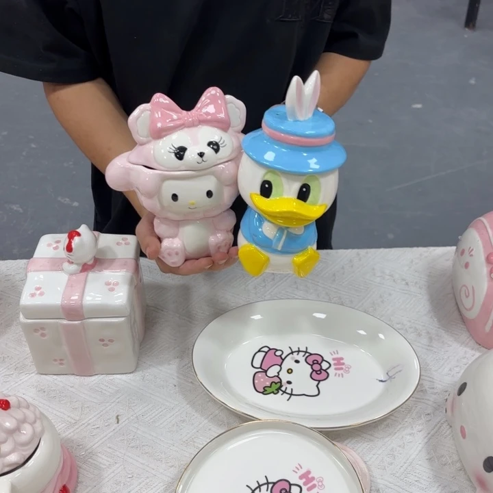 正版..高温釉下彩陶瓷..餐具