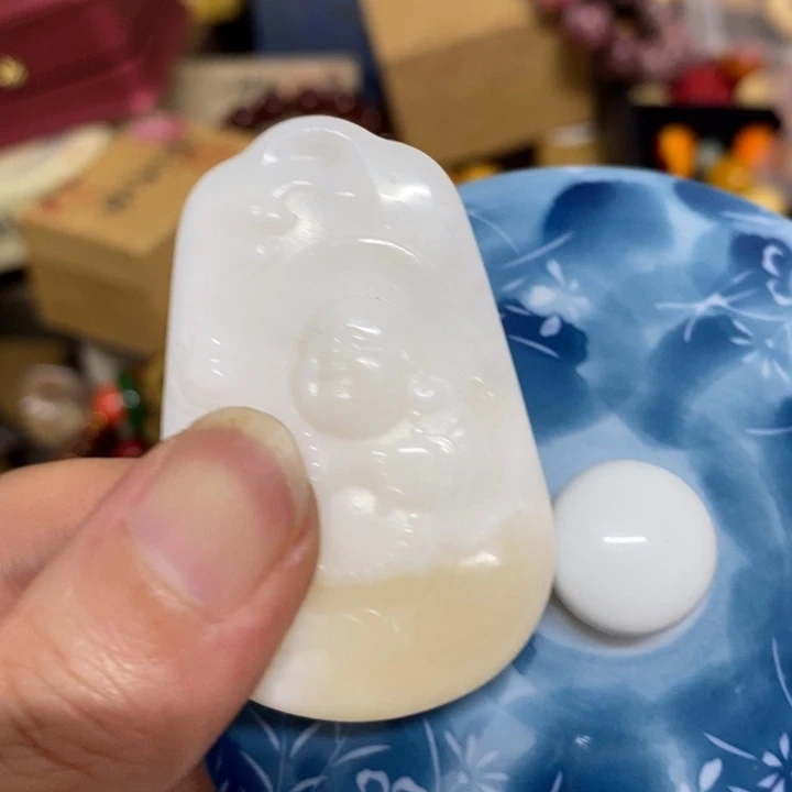 瓷中古工艺品一件