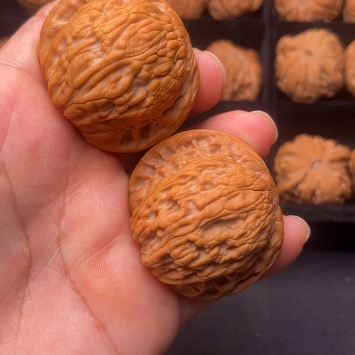 吊坠文玩核桃秦岭核桃种植基地