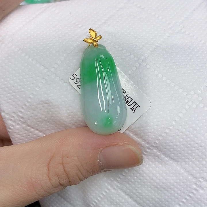 颈饰18K金镶嵌翡翠1234677899