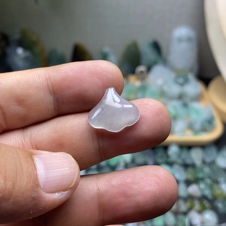 颈饰未镶嵌翡翠银杏叶