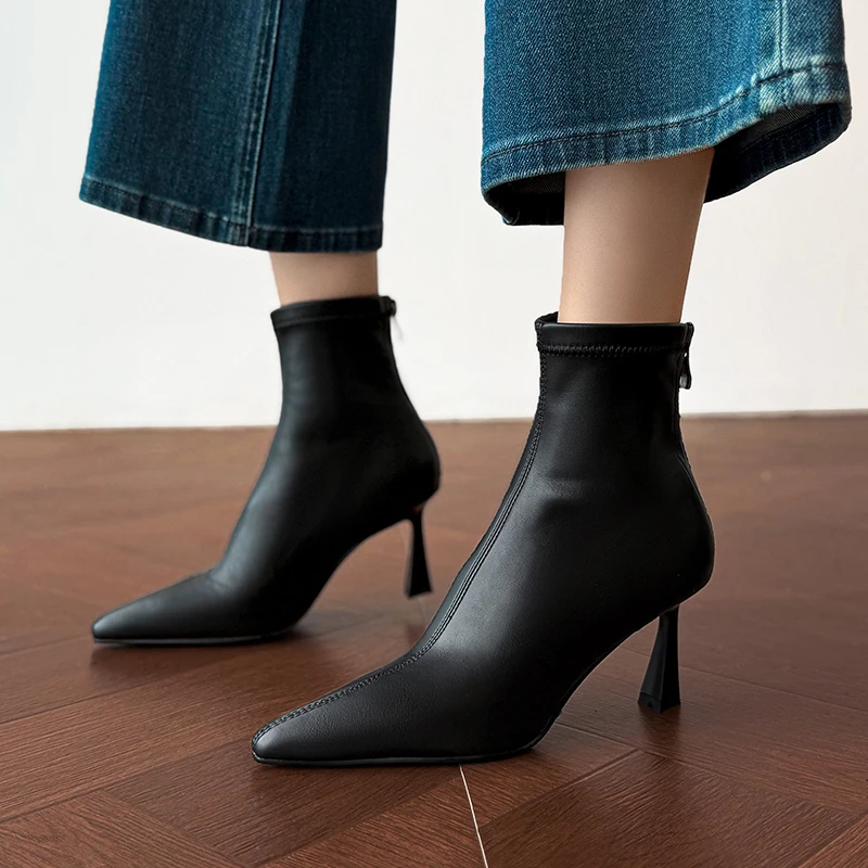 7.5cm韩版尖头细跟弹力靴女百搭冬季高跟短靴绝美气质瘦瘦靴黑色