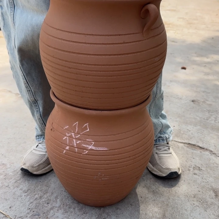 紫砂花盆口25高30宜兴土陶瑕疵粗糙掉耳朵