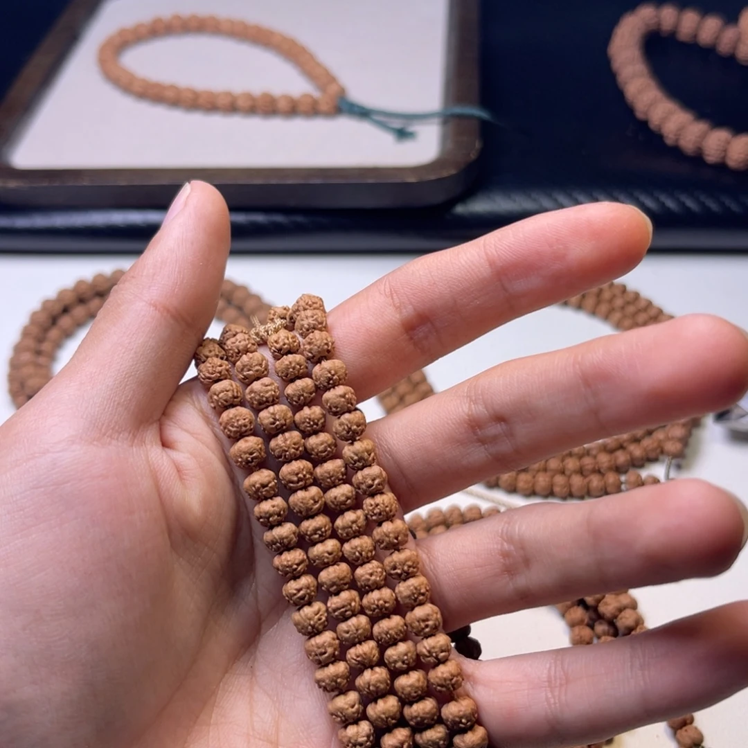 尹***生金刚菩提吊坠金花佛手108